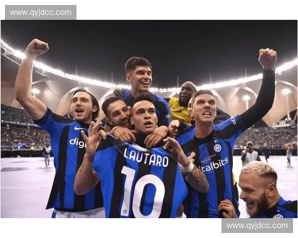 震撼呈现蓝黑荣耀国际米兰高清壁纸尽显王者风范